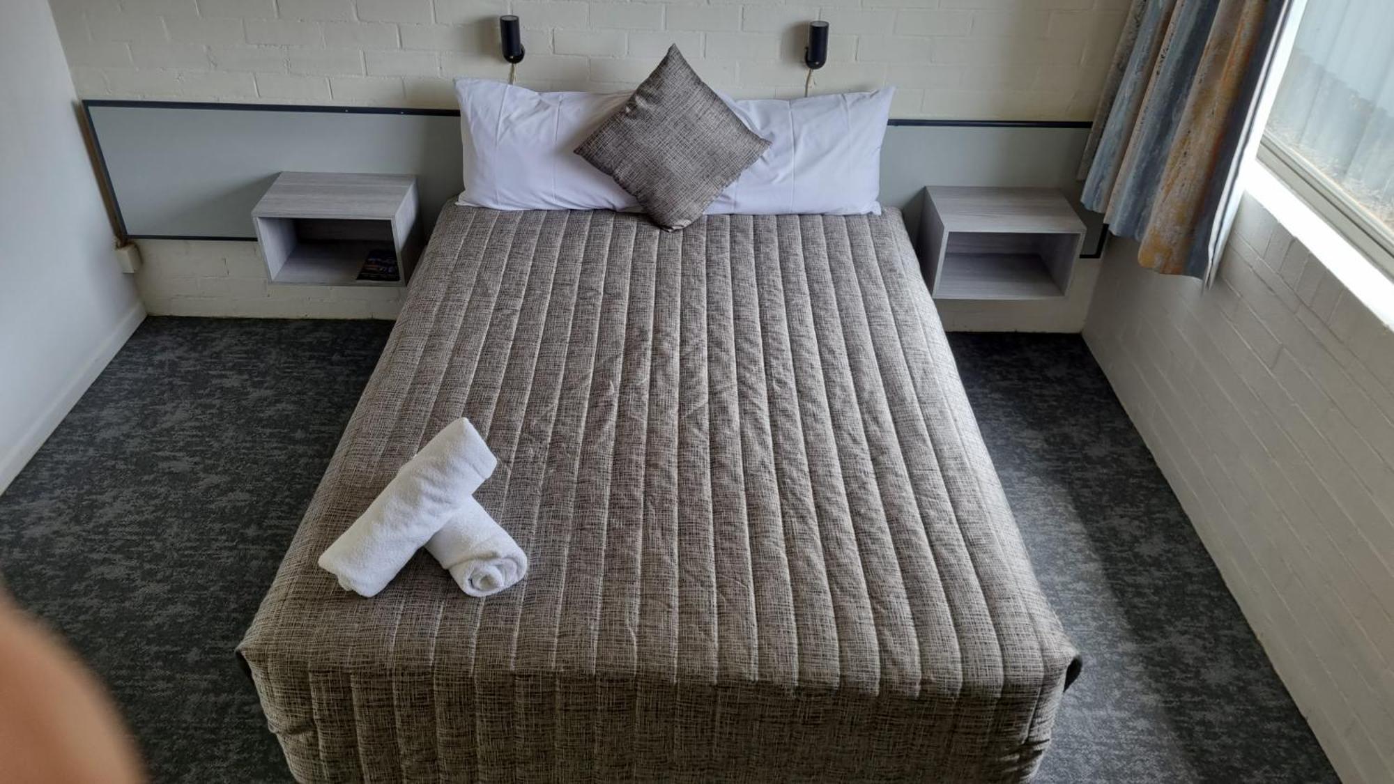 Y Motels Yarraman Luaran gambar