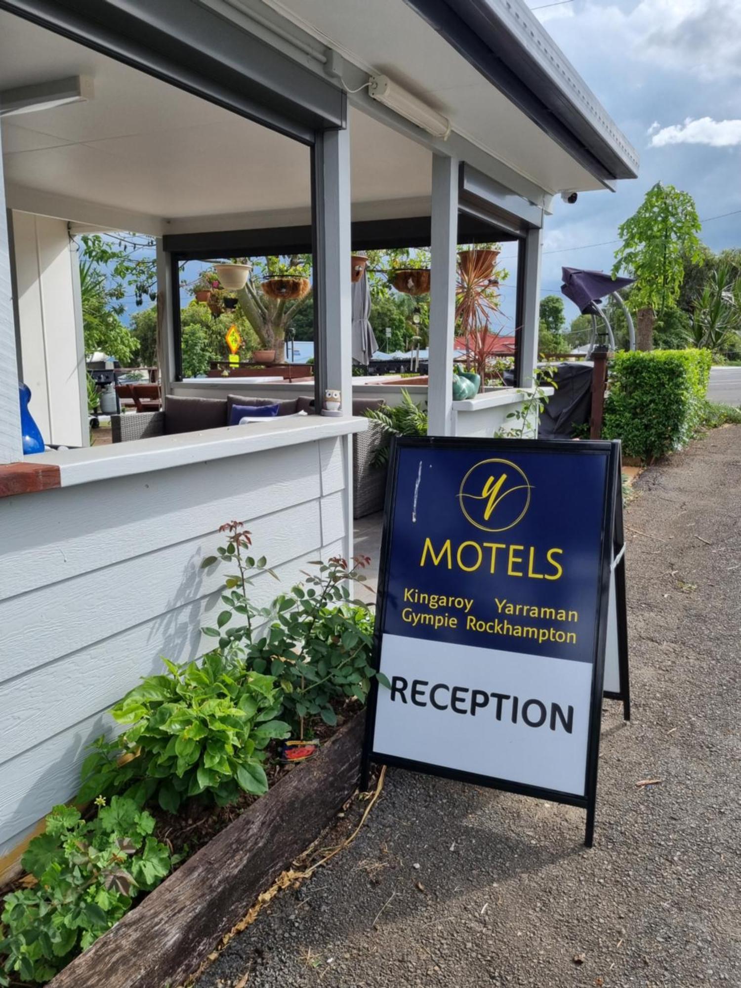Y Motels Yarraman Luaran gambar